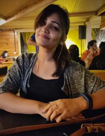 Shweta Sharma Housewife independent call girl service in Haridwar